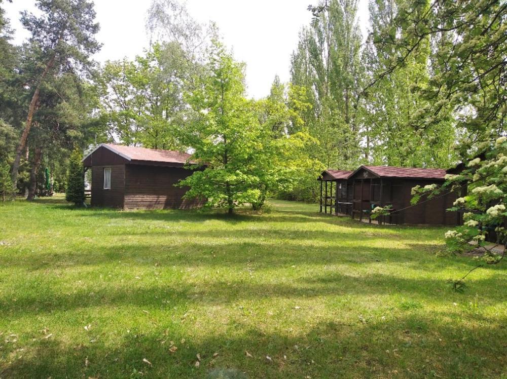 Kemp U Lesa Hotel Rokle Zewnętrze zdjęcie